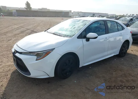 2021 Toyota Corolla Le z USA, uszkodzony, nr VIN 5YFEPMAE5MP242796